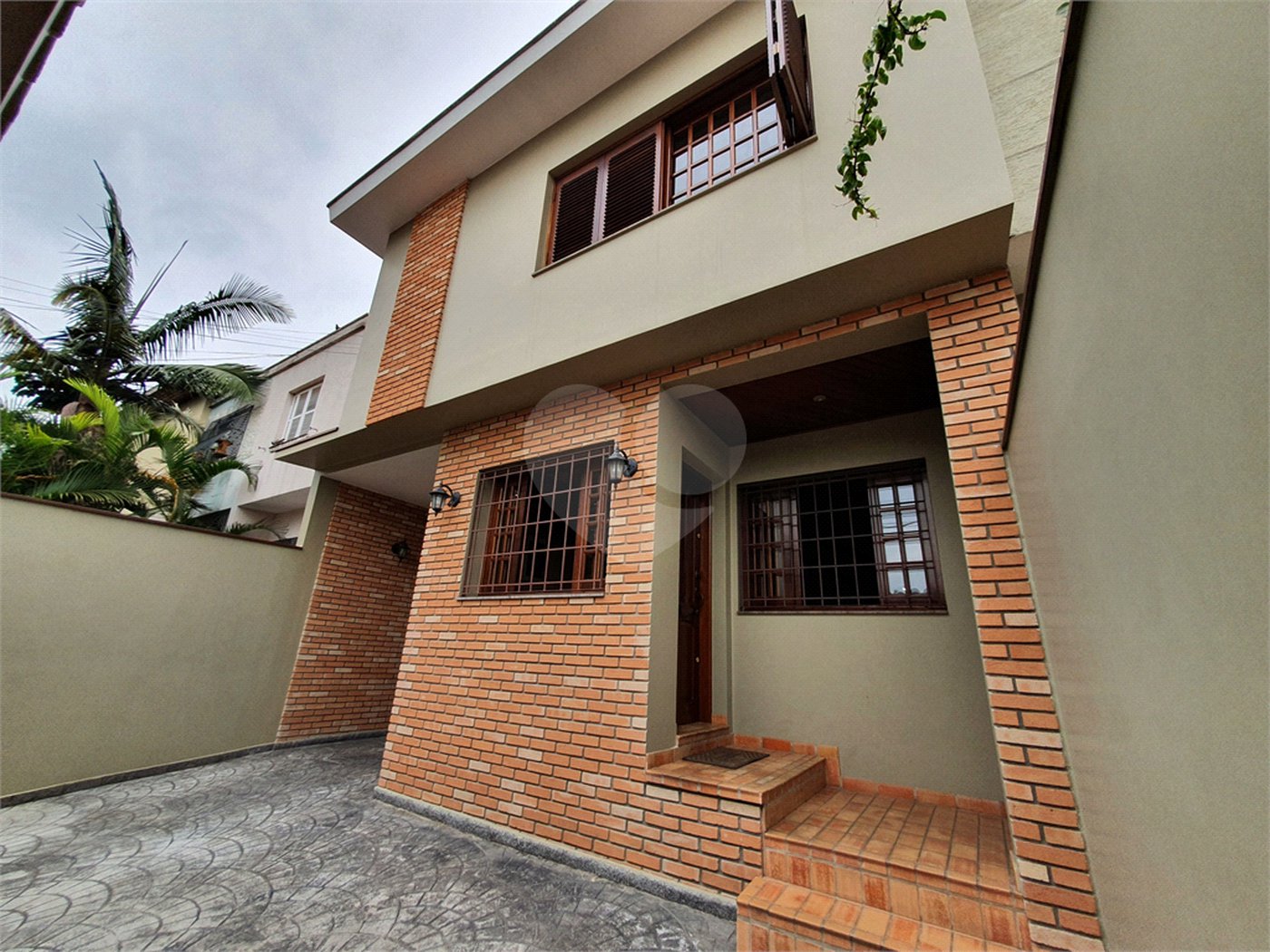 Sobrado à venda com 3 quartos, sendo 1 suíte, em Brooklin, São Paulo, SP