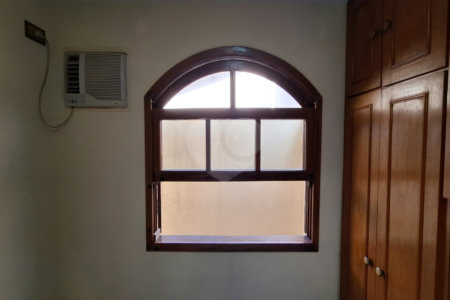 Casa à venda com 3 quartos, sendo 1 suíte,  no condomínio Conjunto Residencial Independencia, São Paulo - SP