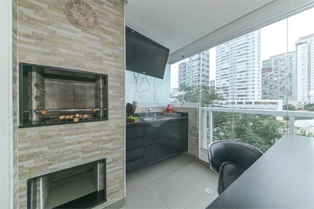Apartamento à venda ou para alugar com 3 suítes em Cidade Monções, São Paulo, SP