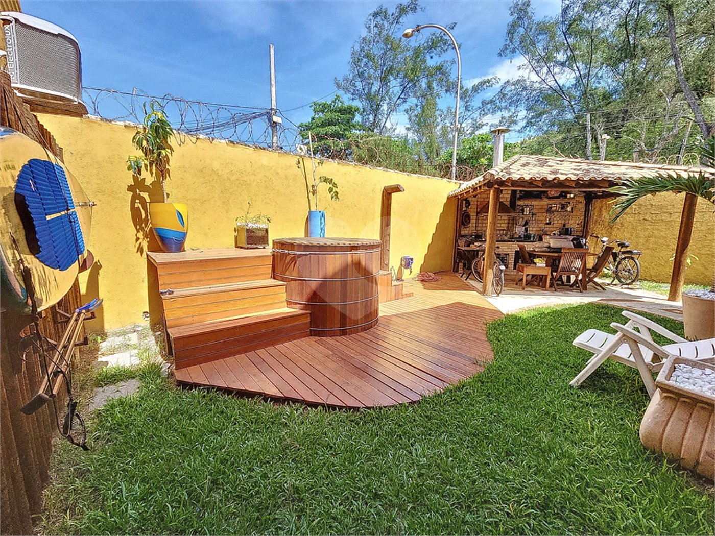 Casa em condomínio à venda com 3 quartos, sendo 1 suíte,  em Rasa, Armação dos Búzios, RJ