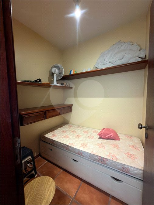 Apartamento à venda com 3 quartos, sendo 1 suíte, em Vila Nova, Cabo Frio, RJ