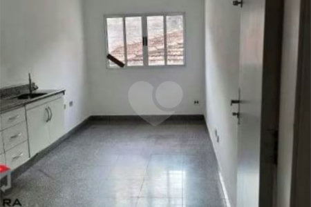 Sobrado à venda ou para alugar com 1 quarto em Vila Pompéia, São Paulo, SP