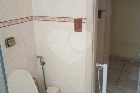 Casa à venda com 8 quartos, sendo 3 suítes, em Jardim Terceiro Centenário, Atibaia, SP