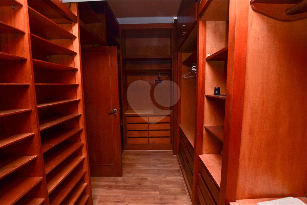 Apartamento à venda com 5 quartos, sendo 2 suítes, em Vila Clementino, São Paulo, SP