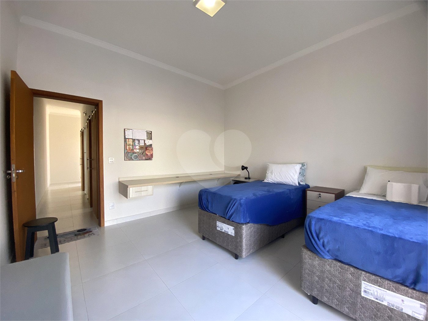 Casa à venda com 3 suítes no condomínio Palmeiras Imperiais, Salto - SP