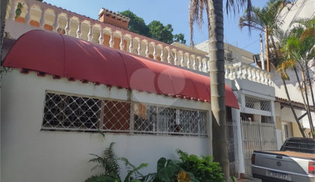Casa de Vila à venda com 5 quartos, sendo 1 suíte,  em Alto da Boa Vista, São Paulo, SP