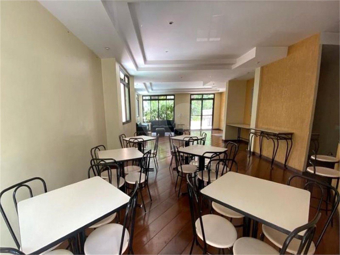Apartamento à venda com 3 suítes em Vila Suzana, São Paulo, SP