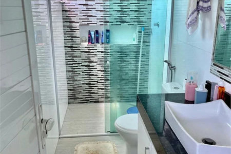 Casa à venda com 6 quartos, sendo 1 suíte,  no Centro, Balsas, MA