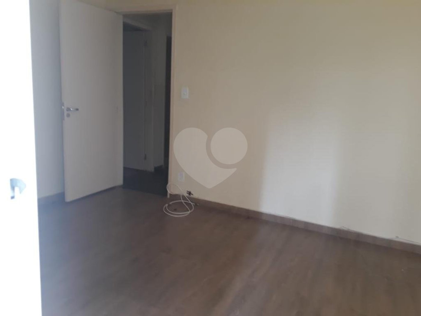 Casa à venda com 4 quartos, sendo 2 suítes, em Santana, São Paulo, SP