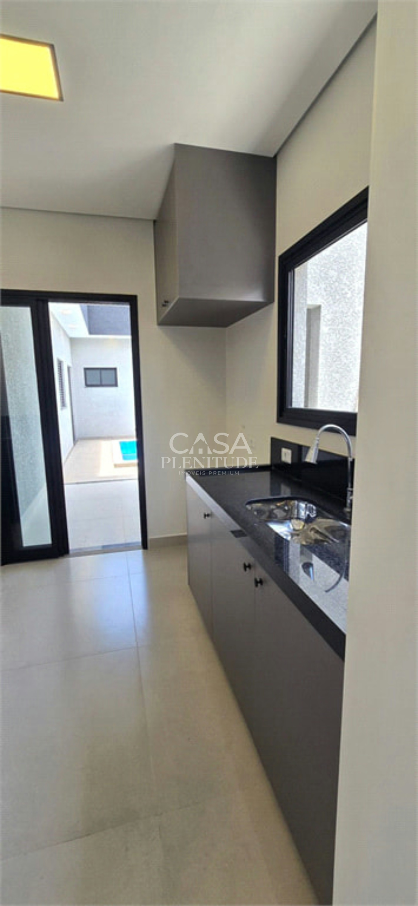 Casa em condomínio à venda com 3 quartos, sendo 2 suítes, em Jardim Novo Horizonte, Sorocaba, SP