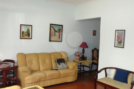 Casa Térrea p/Modernização na Chácara Inglesa - Terreno 10 x 30 - 450 m. metrô Pça da Árvore