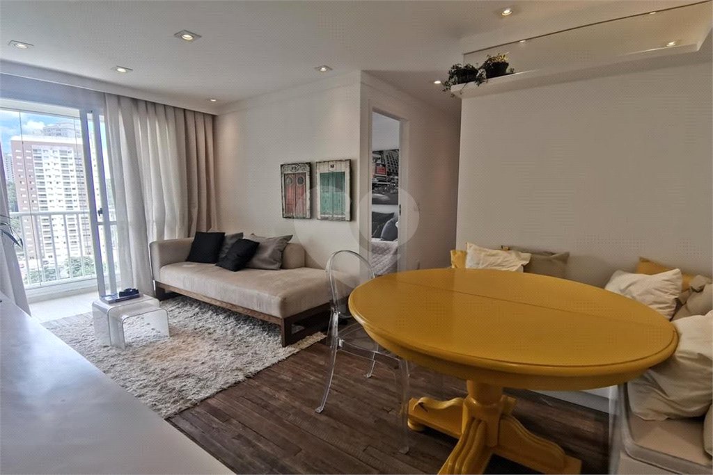 Apartamento à venda com 2 quartos em Parque Reboucas, São Paulo, SP