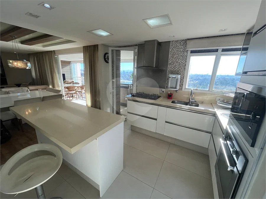 Apartamento à venda com 4 quartos, sendo 2 suítes, em MORUMBI, São Paulo, SP