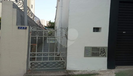 Casa à venda com 6 quartos em Vila Ipojuca, São Paulo, SP