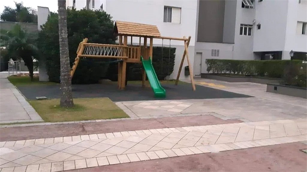 Apartamento à venda com 2 quartos, sendo 1 suíte, em Super Quadra Morumbi, São Paulo, SP