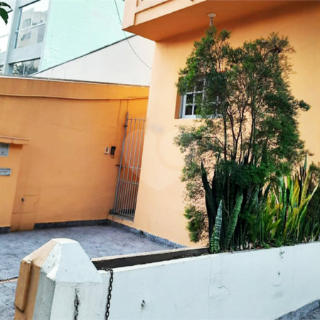 Casa à venda ou para alugar com 3 quartos em Alto de Pinheiros, São Paulo, SP