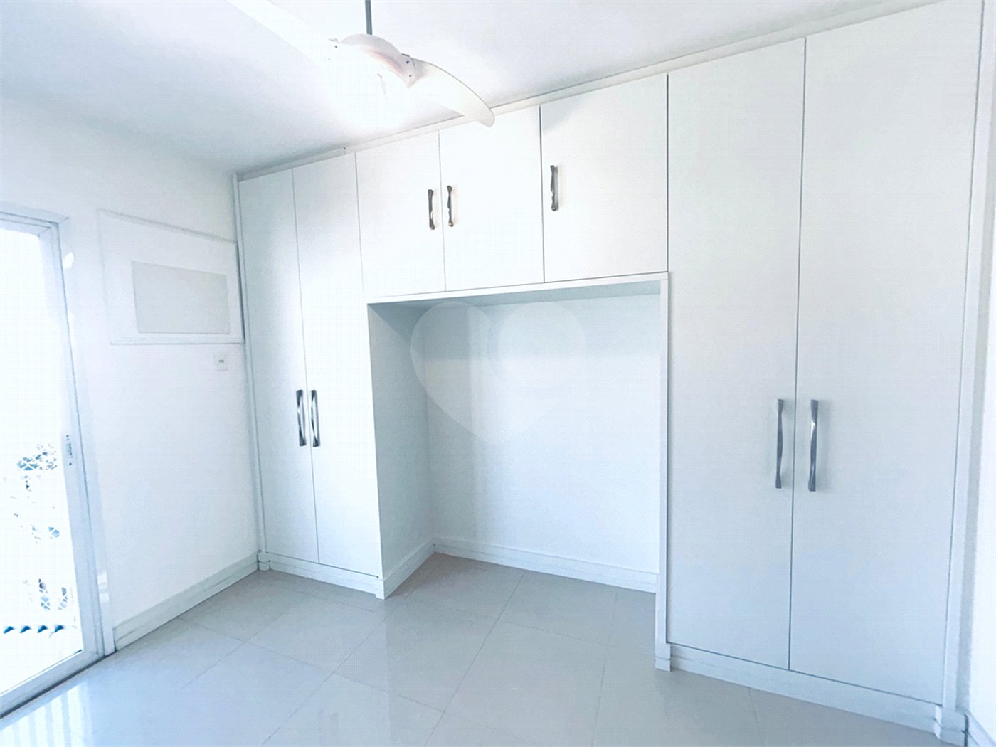 Apartamento à venda com 2 quartos, sendo 1 suíte, em Grajaú, Rio de Janeiro, RJ