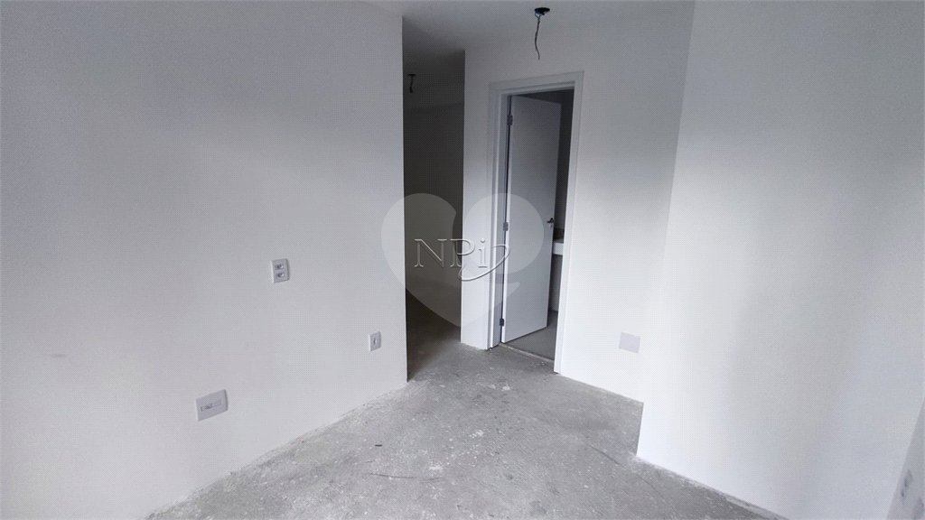 Apartamento à venda com 3 quartos, sendo 2 suítes,  em Moema, São Paulo, SP