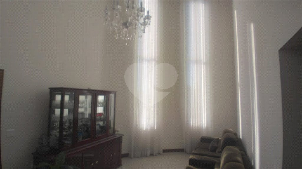 Casa à venda com 3 suítes no condomínio Damha III, São Carlos - SP