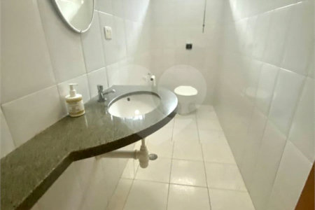 Casa à venda com 5 quartos, sendo 2 suítes, em Indianópolis, São Paulo, SP