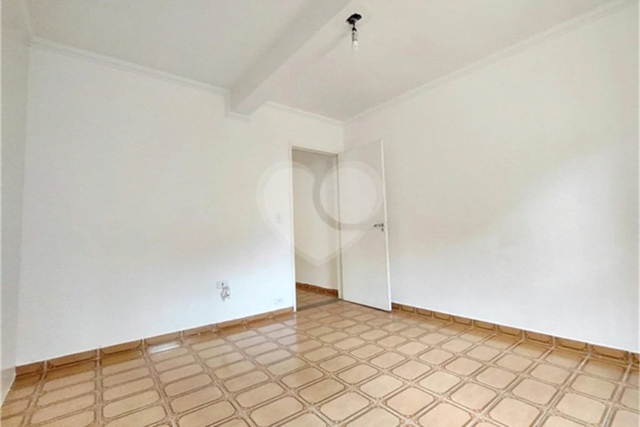Casa Térrea à venda com 2 quartos em Vila Nivi, São Paulo, SP