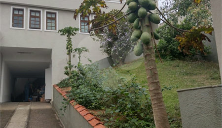 Sobrado à venda com 4 quartos, sendo 1 suíte,  em Palmas do Tremembé, São Paulo, SP