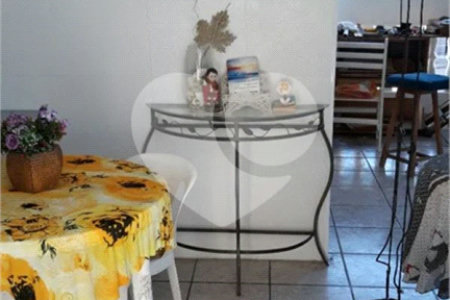 Sobrado à venda com 2 quartos, sendo 1 suíte, em Vila Dalila, São Paulo, SP