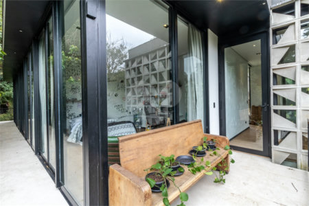 Casa à venda com 4 suítes no condomínio Granja do Morumbi, São Paulo - SP