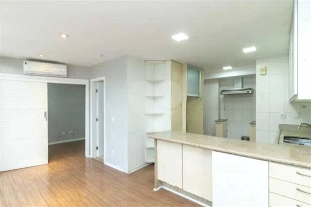 Cobertura à venda com 2 quartos, sendo 1 suíte, em Botafogo, Rio de Janeiro, RJ