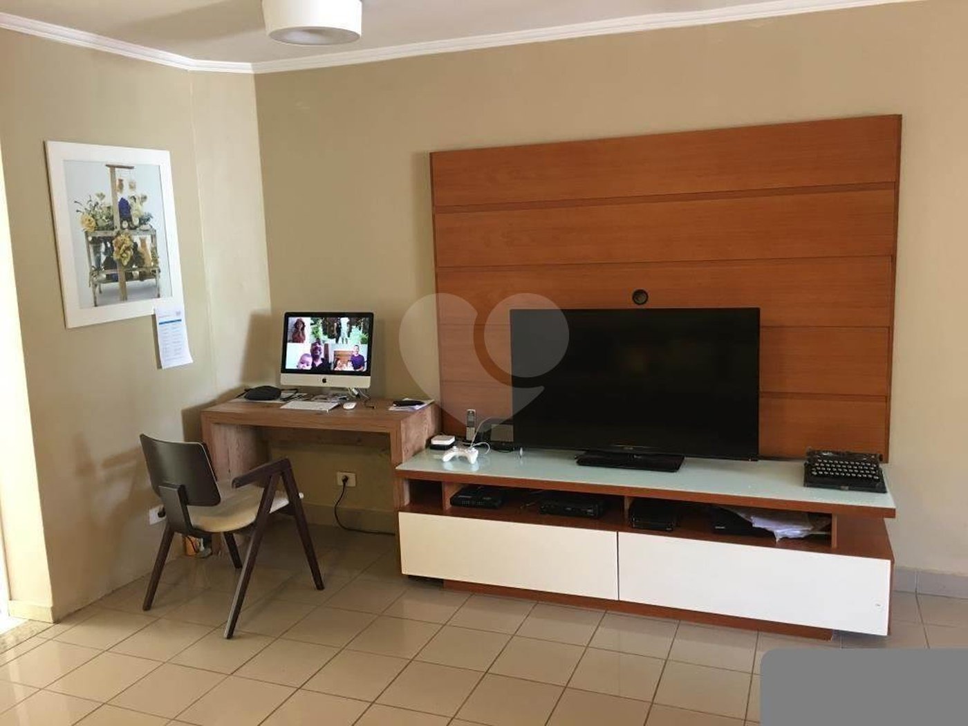 Sobrado à venda com 3 quartos, sendo 1 suíte, em Tremembé, São Paulo, SP