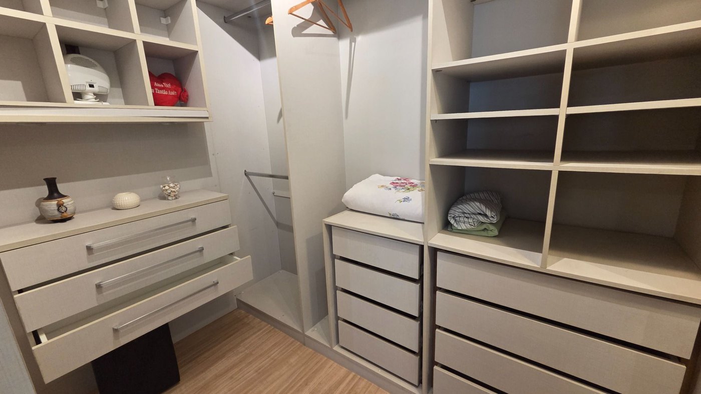 Cobertura com 3 dormitórios à venda, 262 m² por R$ 1.800.000,00 - Pompéia - Santos/SP