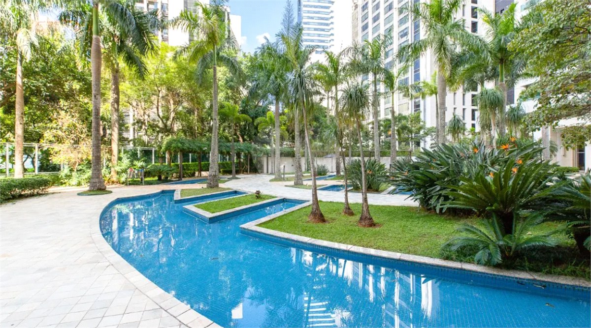 Apartamento à venda com 4 quartos, sendo 3 suítes, em Cidade Monções, São Paulo, SP