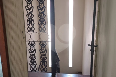 Sobrado à venda ou para alugar com 5 quartos, sendo 1 suíte,  em Vila Ida, São Paulo, SP