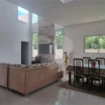 Casa à venda com 3 suítes no condomínio Villa D' Oro, Vinhedo - SP