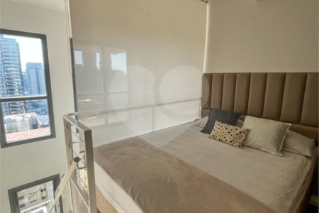 Apartamento à venda com 1 quarto em Jardim das Acácias, São Paulo, SP