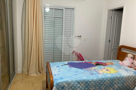 Casa à venda com 4 suítes em Parque dos Príncipes, São Paulo, SP