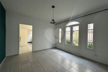 Casa à venda com 3 quartos, sendo 1 suíte,  em Santo Amaro, São Paulo, SP