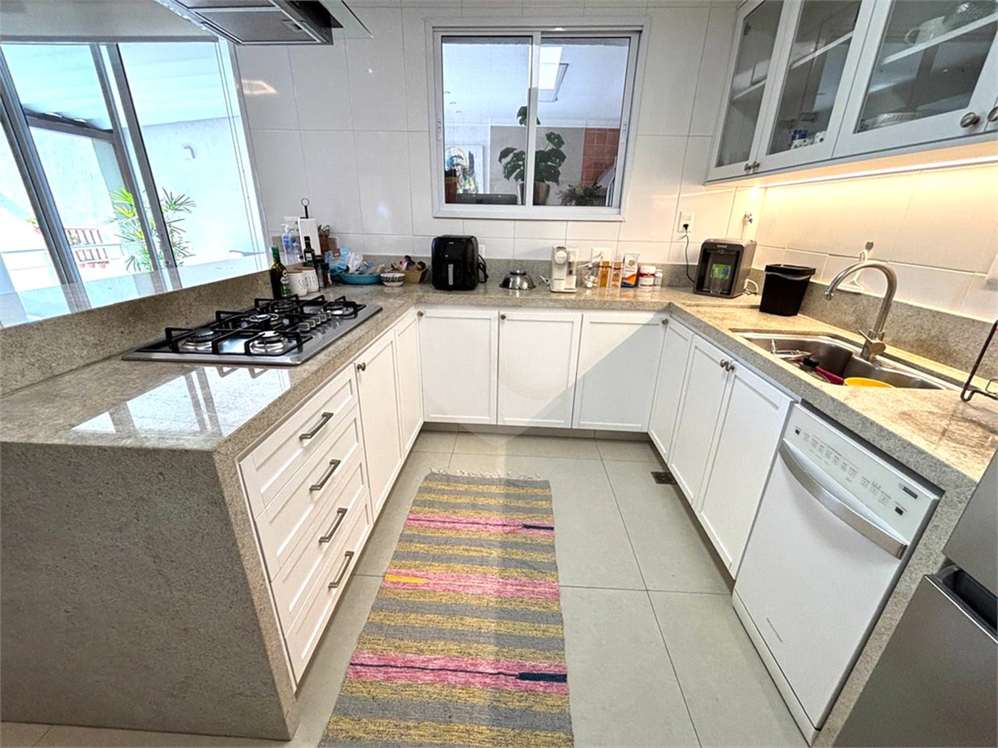 Casa térrea em rua sem saída com guarita 24hs - Tremembé - São Paulo/SP