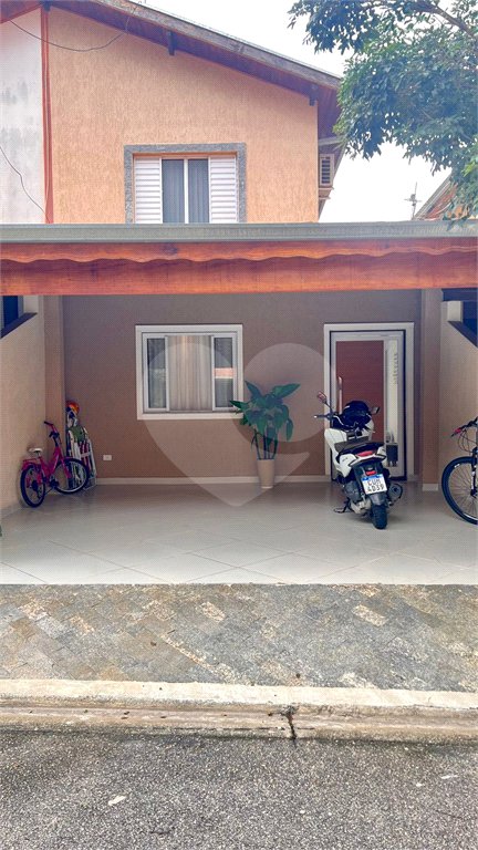CASA A VENDA EM CONDOMINIO FECHADO, CONDOMINIO RUBI, 2 DORMITORIOS, 2 VAGAS DE GARAGEM, JACARÉI/SP