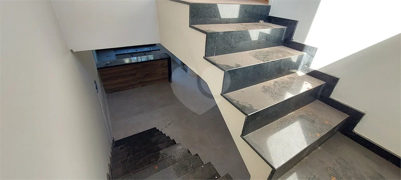 Casa à venda com 3 quartos, sendo 1 suíte,  no condomínio Residencial Mônaco, Piracicaba - SP