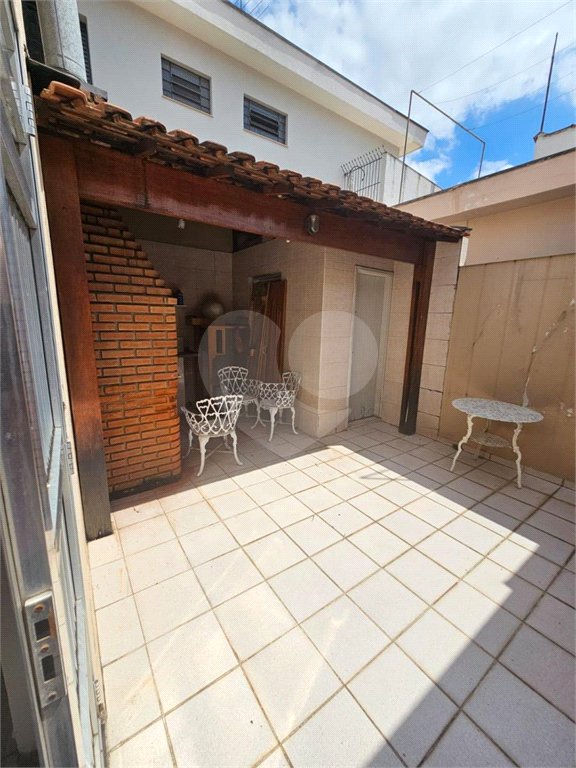 Casa Térrea na Vila Formosa de 233m2 com 3 dorms, 1 suíte, 3 banheiros e 4 vagas. Estuda permuta.