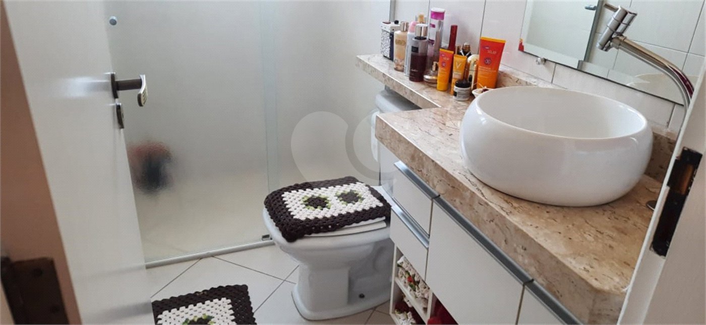 Apartamento à venda com 3 quartos, sendo 1 suíte,  em Vila Pagano, Valinhos, SP