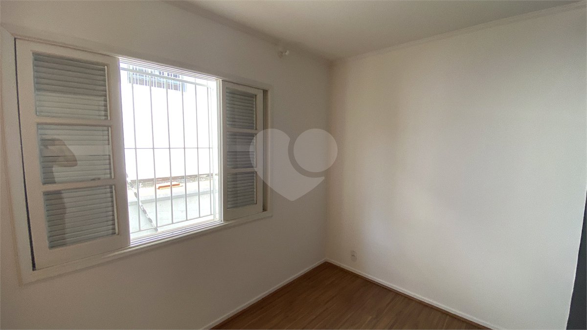 Sobrado à venda com 3 quartos, sendo 1 suíte, em Brooklin Velho, São Paulo, SP