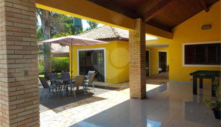 Casa à venda com 5 suítes em Canguera, São Roque, SP