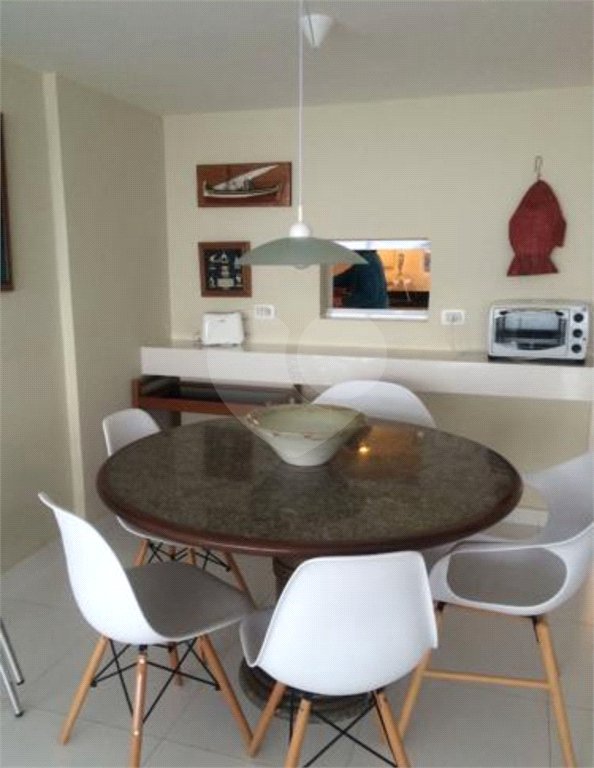 Apartamento à venda com 3 quartos em Pitangueiras, Guarujá, SP