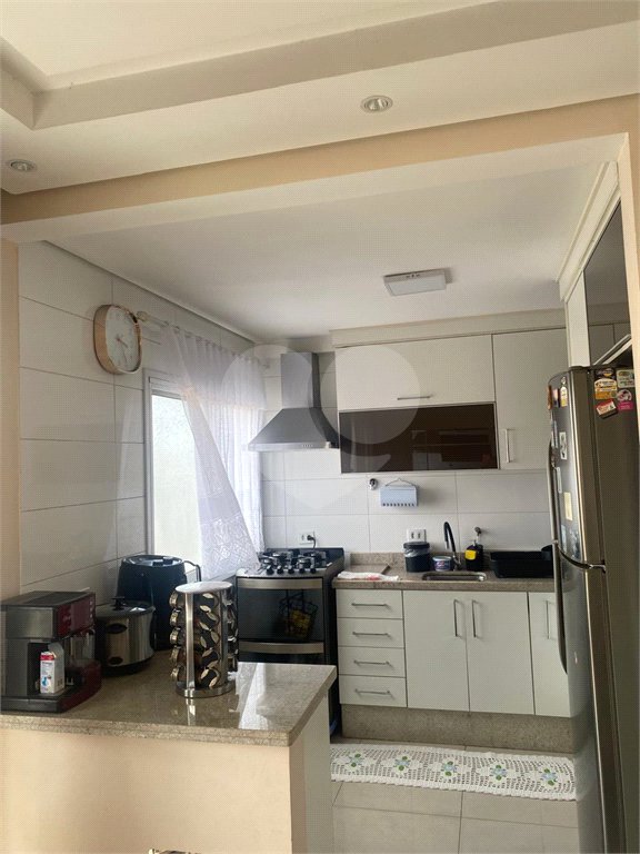 Casa à venda com 3 quartos, sendo 1 suíte,  no condomínio Vida Verde 1, Suzano - SP
