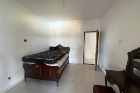 Casa à venda com 4 quartos, sendo 1 suíte, em Mato Seco, Itapetininga, SP