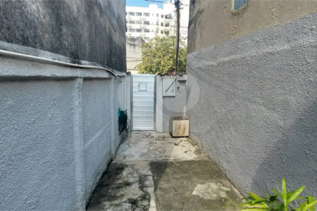 Casa de Vila à venda com 1 quarto em Campo Grande, Rio de Janeiro, RJ