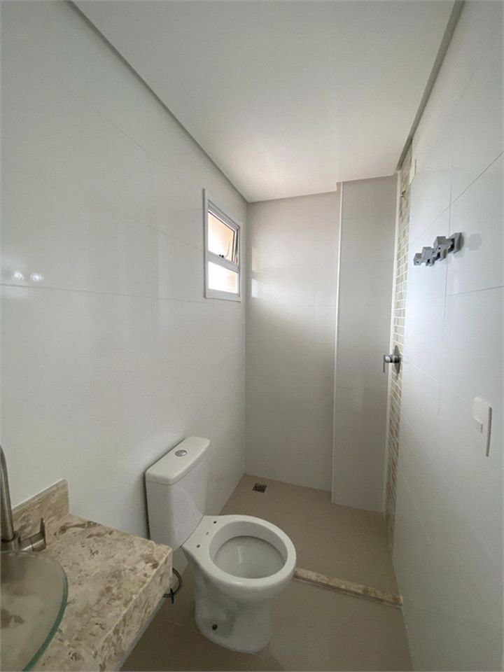 Apartamento Residencial à venda, Vila Valença, São Vicente - AP1065.