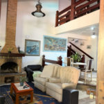 Casa à venda com 6 suítes em Massaguaçu, Caraguatatuba, SP